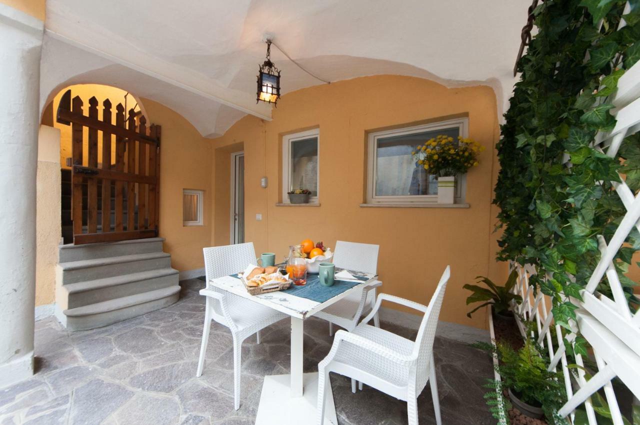 La Casa Del Comandante Villa Sulzano Bagian luar foto